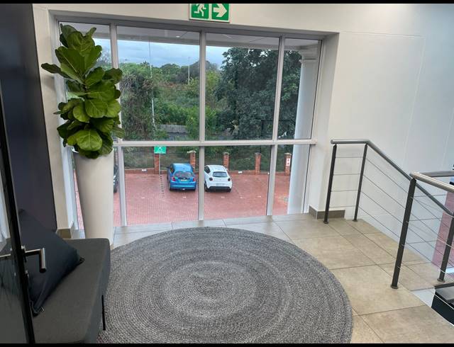 992M² OFFICE TO LET IN LA LUCIA RIDGE